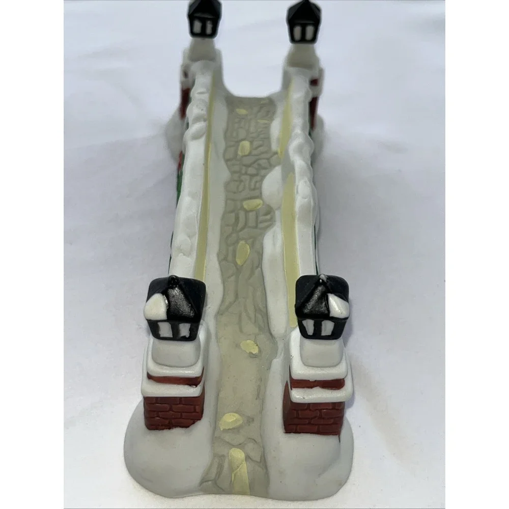 Dickens Keepsake Porcelain Brick Bridge‎ Hand-crafted